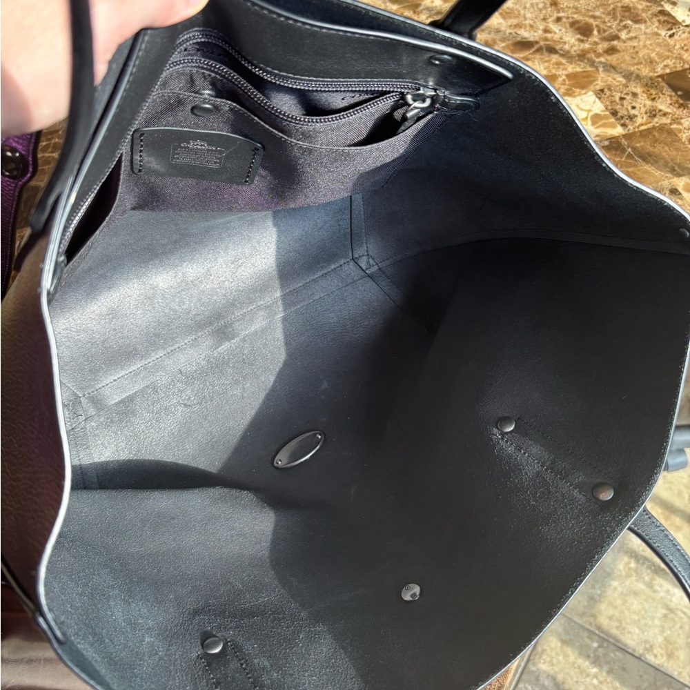 New Coach Iridescent Holographic Market Tote Bag - Picture 4 of 8